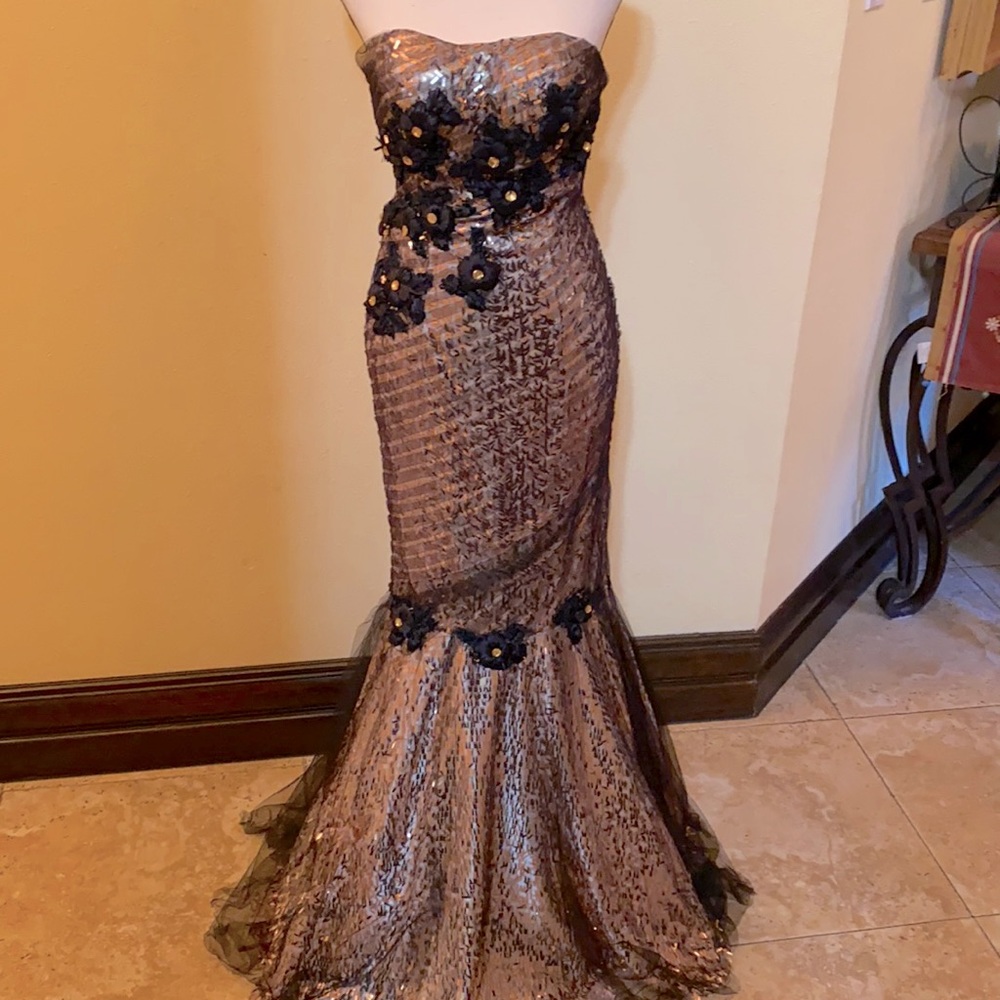 Me prom by Moo flight long evening dress